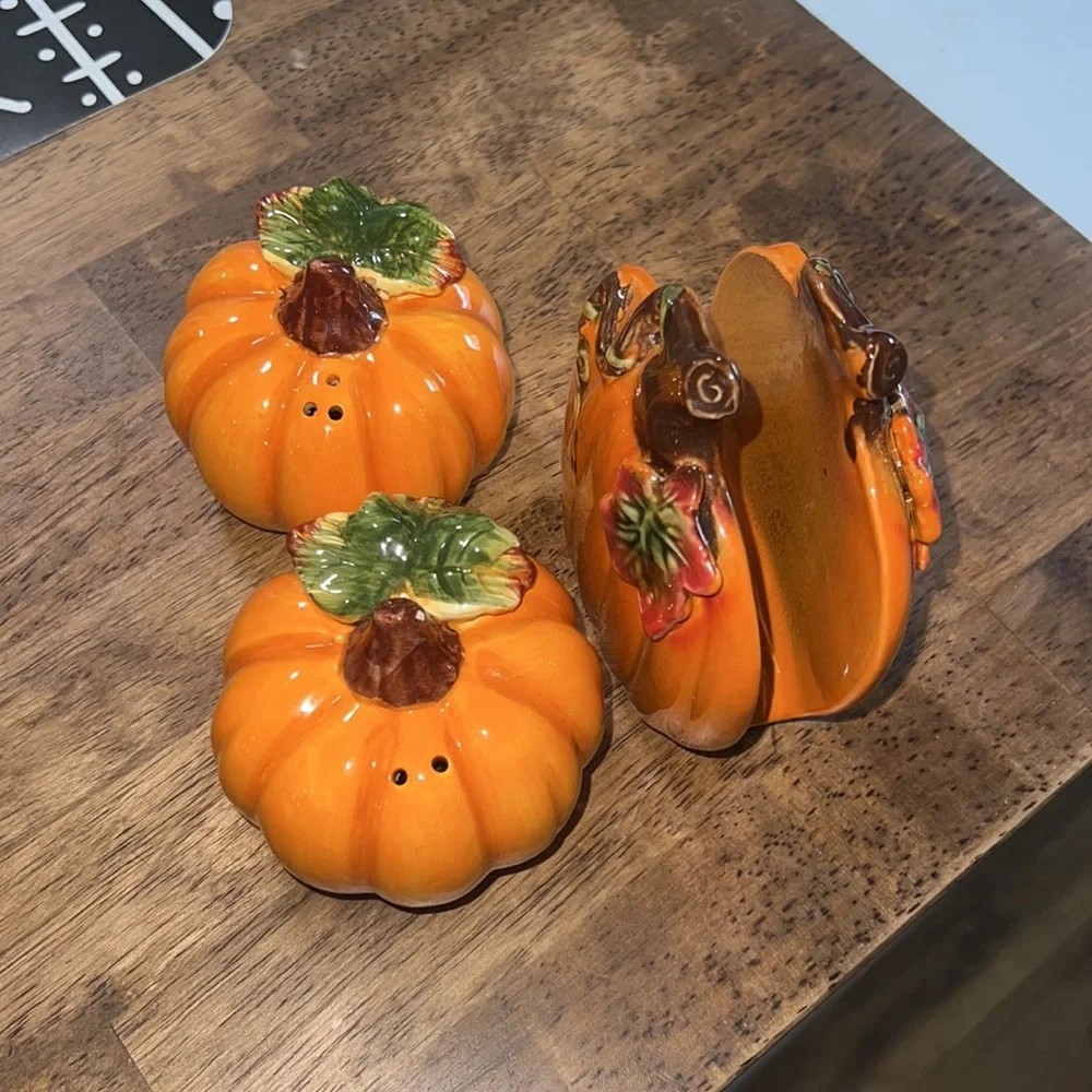 Fall Kitchen Decor - Picture 2 of 4